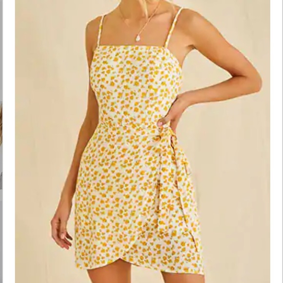 Dress - Picture 1 of 1